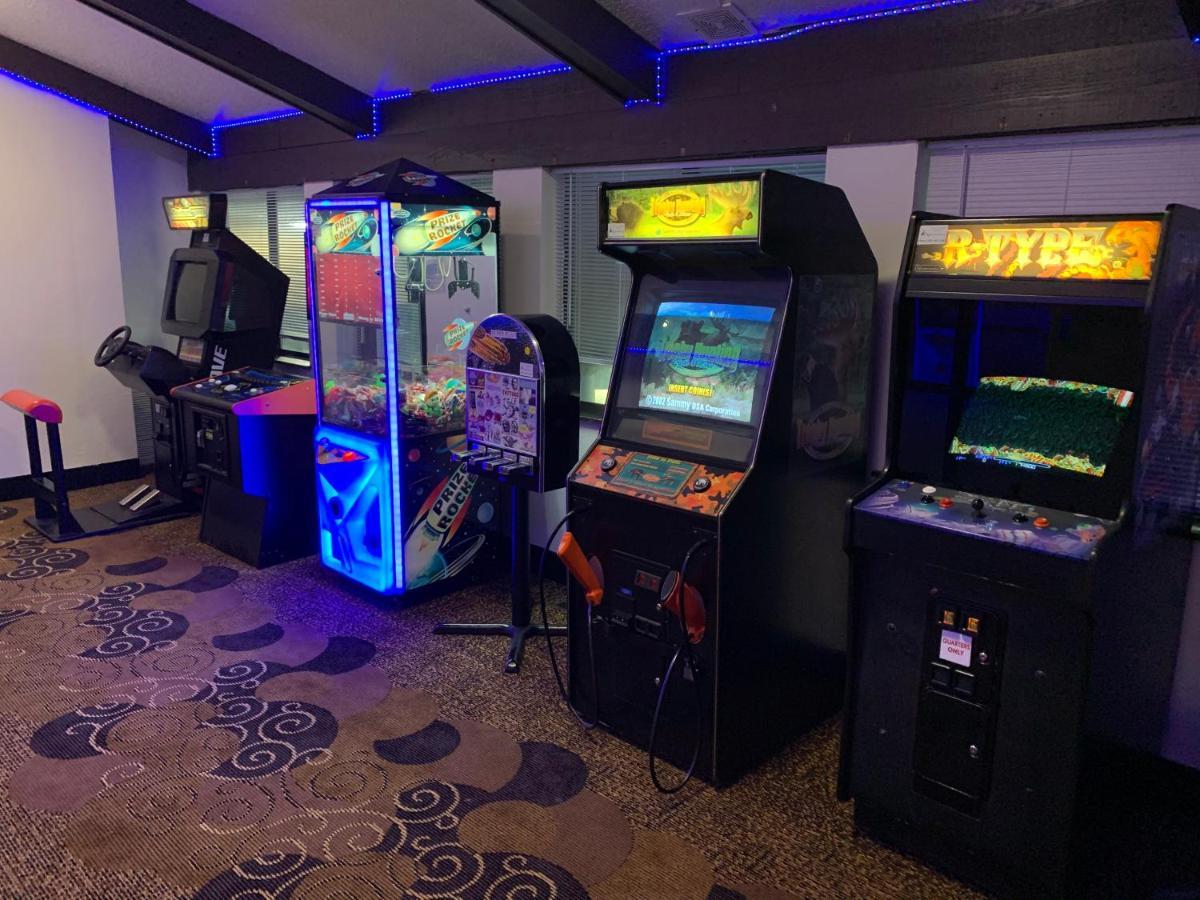 Super 8 By Wyndham Wisconsin Dells Hotel Ngoại thất bức ảnh
