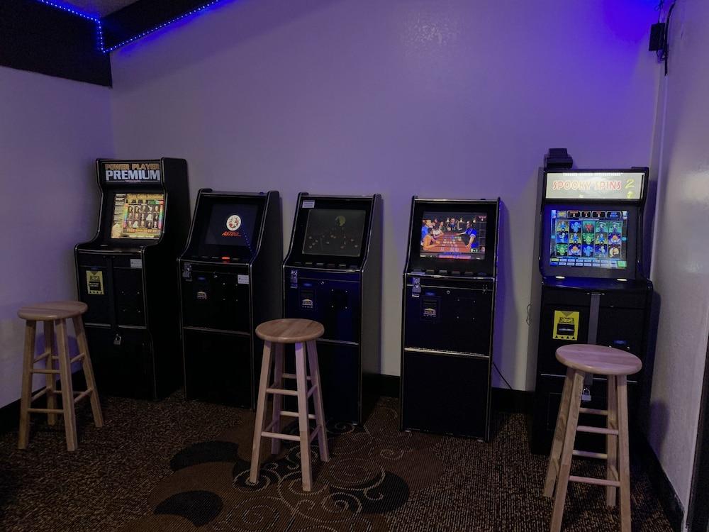 Super 8 By Wyndham Wisconsin Dells Hotel Ngoại thất bức ảnh